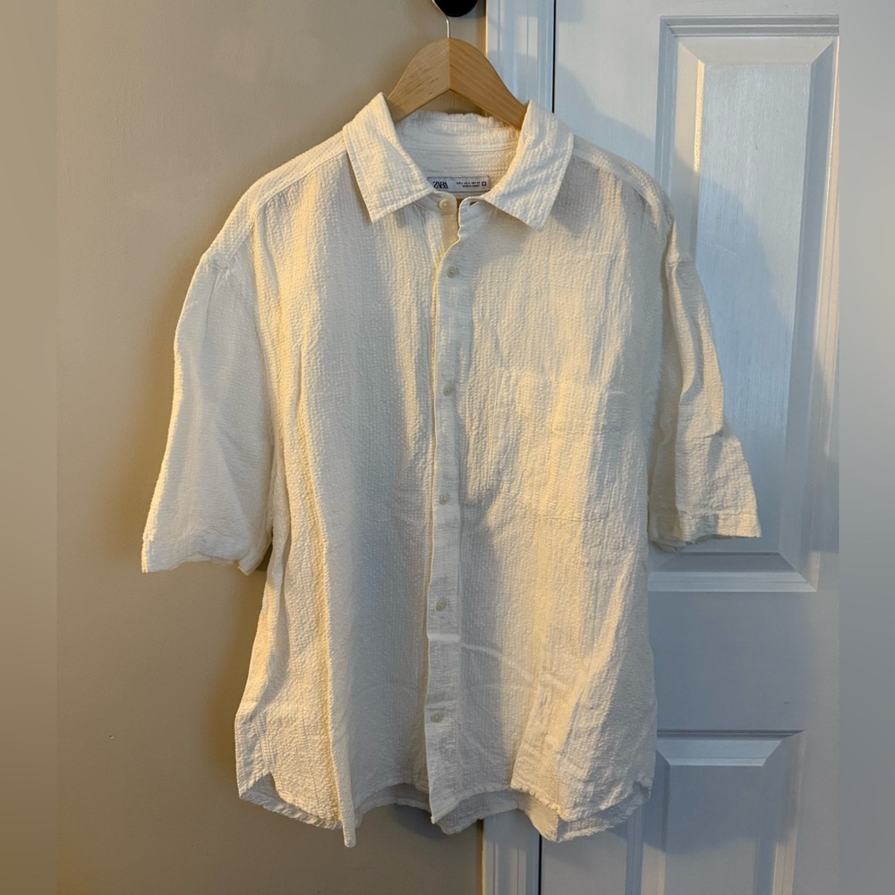Zara Men's White Short Sleeve Shirt